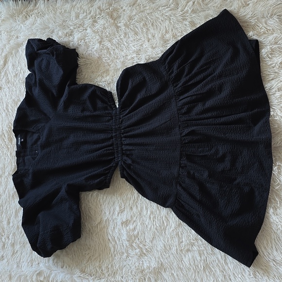 Seersucker Puff-Sleeve Cutout Mini Dress - Picture 3 of 12